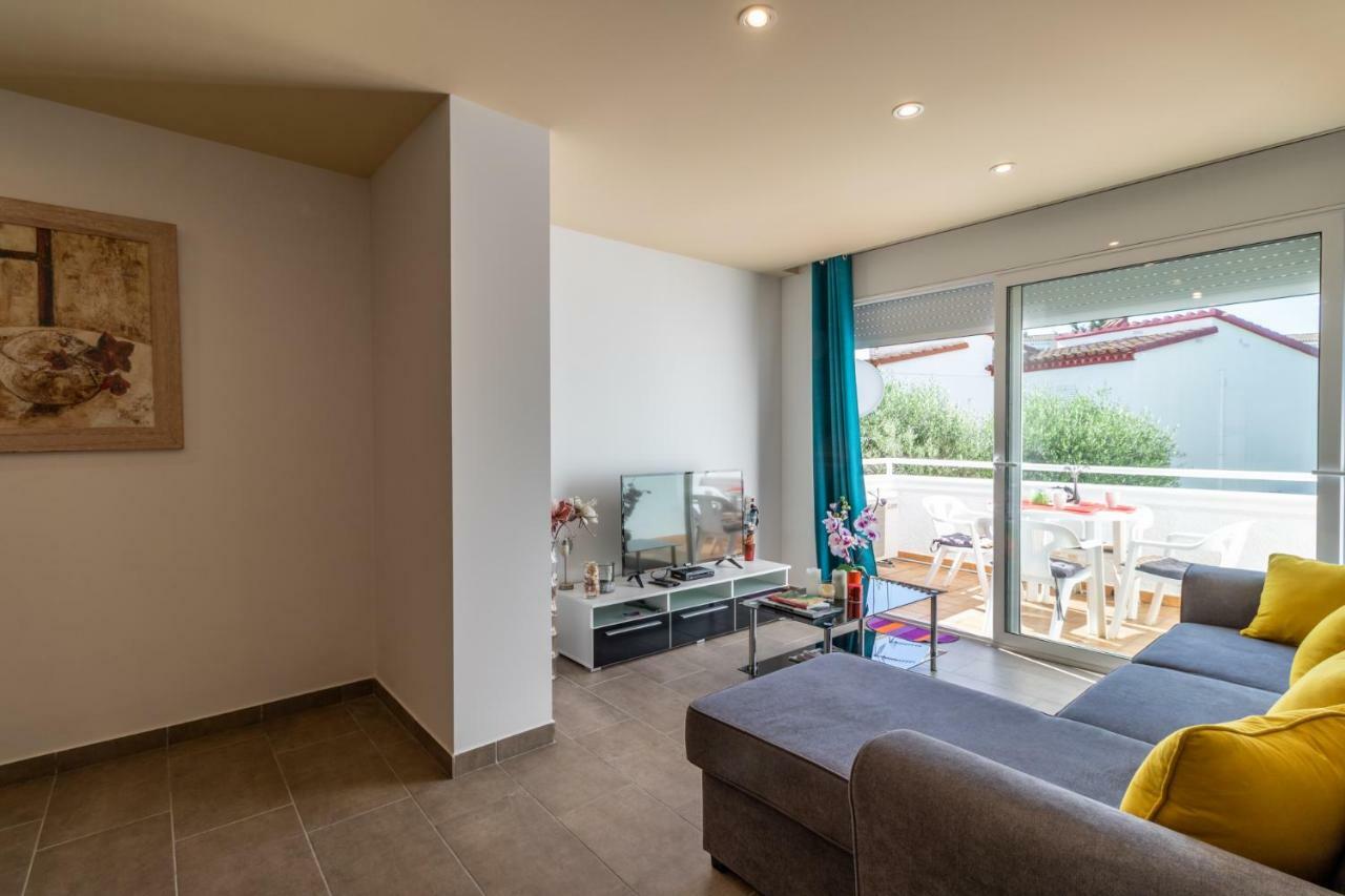 Goldhome - Valira Empuriabrava Exteriér fotografie