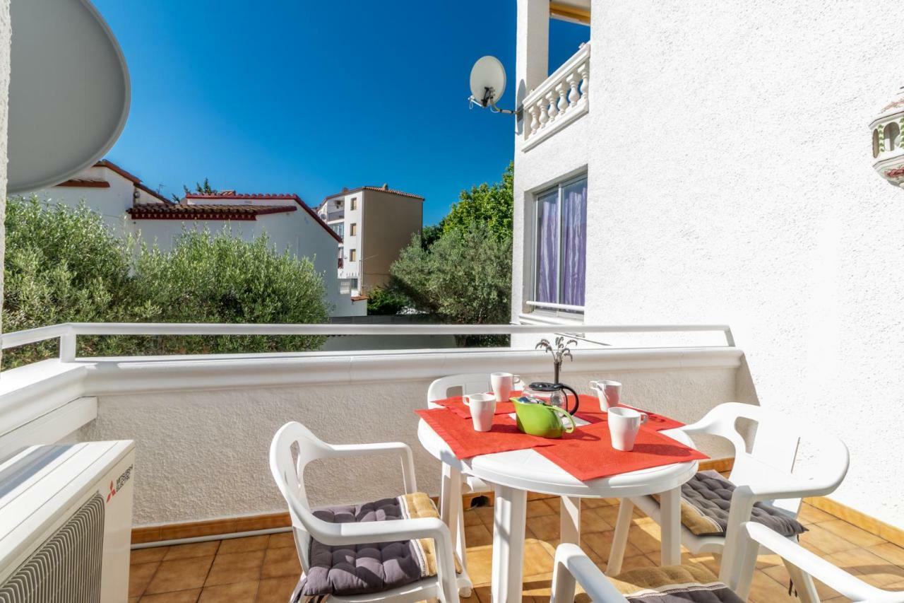 Goldhome - Valira Empuriabrava Exteriér fotografie